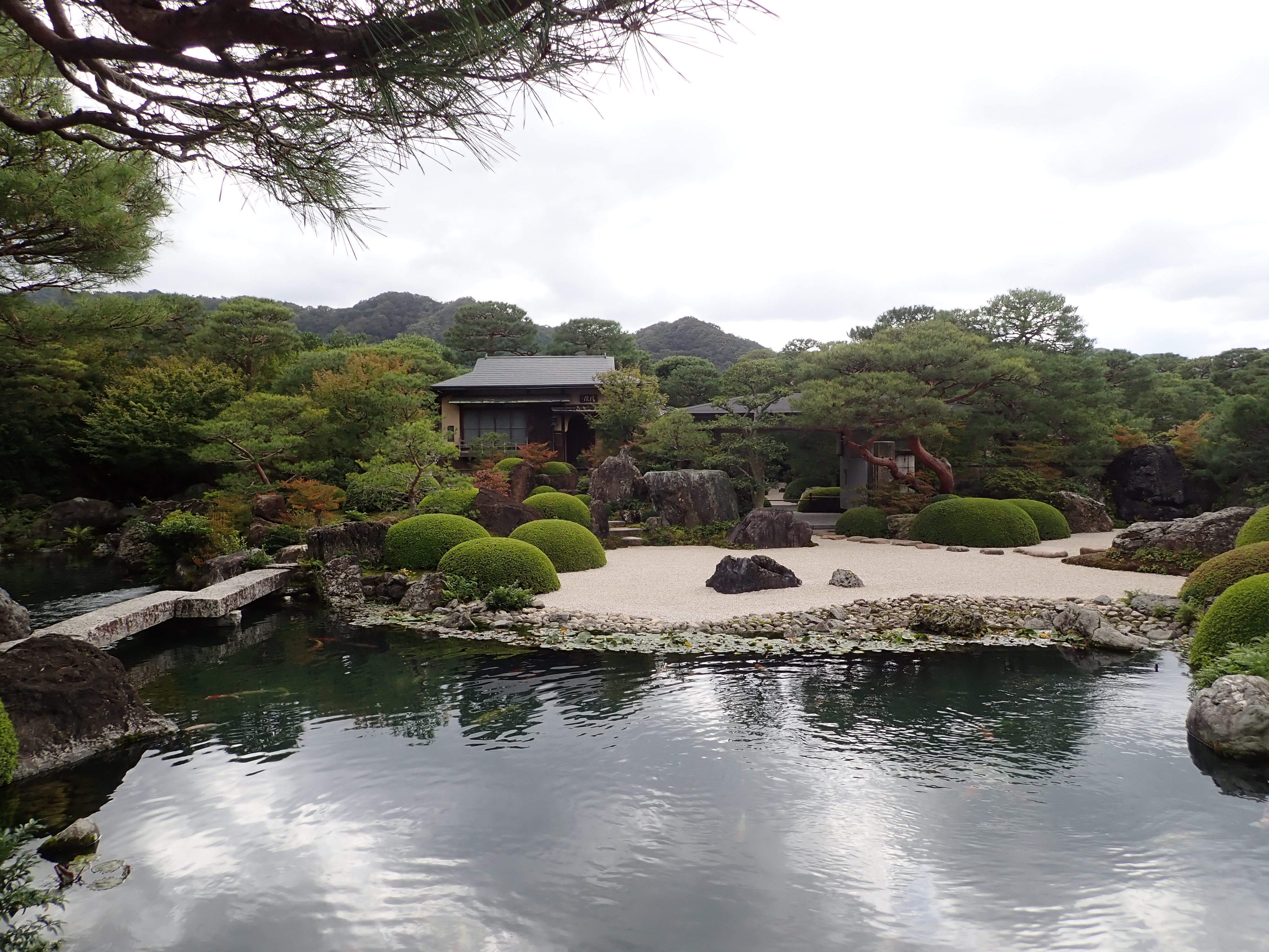 足立美術館の日本庭園