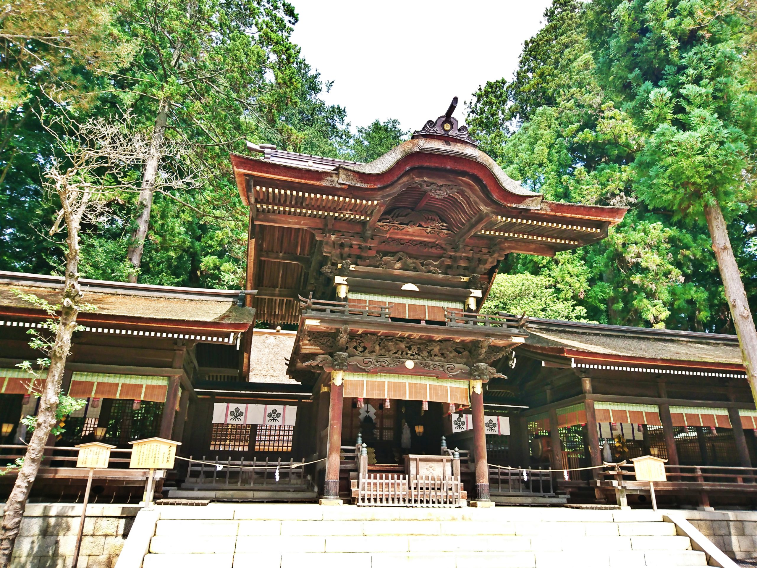 諏訪大社下社秋宮の幣拝殿 諏訪大社下社秋宮の幣拝殿